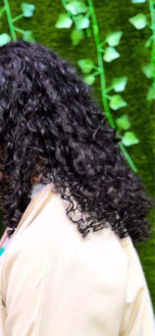 Estilista profesional, barbero, manicurista