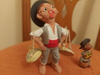 Figuras belén pescador y guitarrista