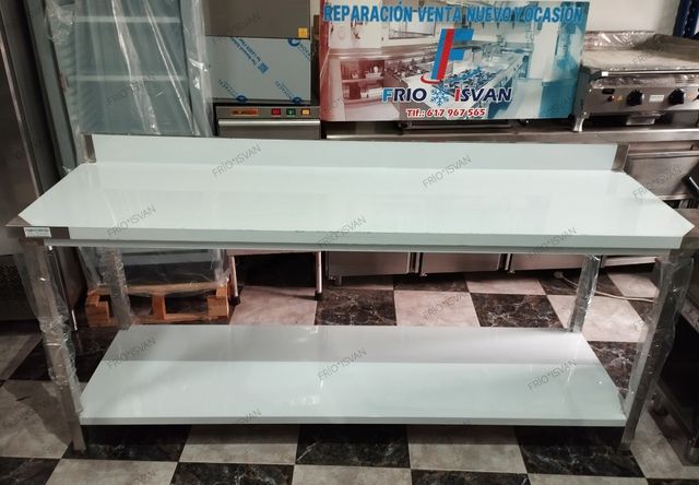 Mesa de acero inoxidable 