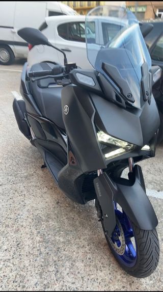Yamaha Xmax