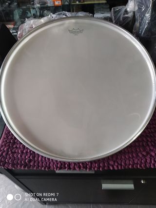 Parche Bombo Remo Ambassador Coated 22" (BR112200)