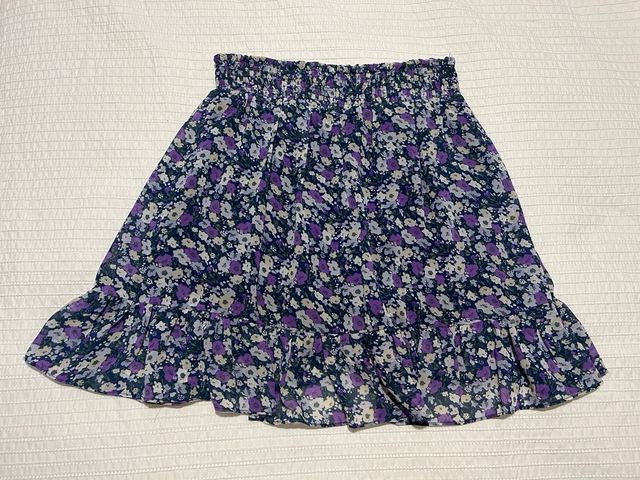 Falda flores elástica volantes