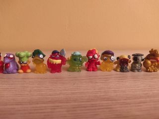 Muñecos super zings