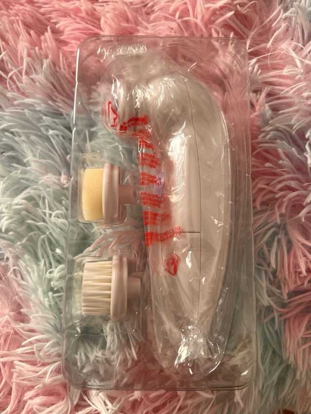 Cepillo facial eléctrico Taurus