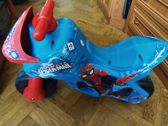 Moto Spiderman juguete de 18 meses a 36