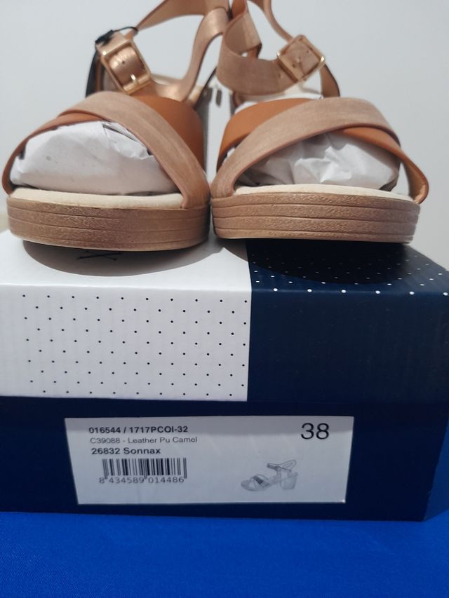 Sandalias marca Sonnax