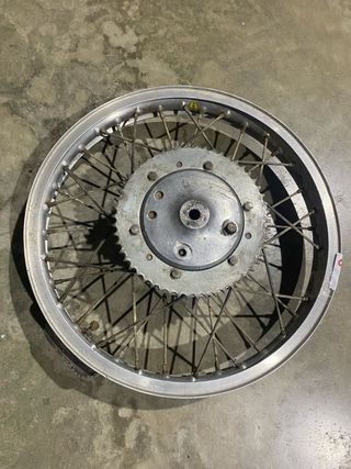 Rueda trasera Bultaco 18”