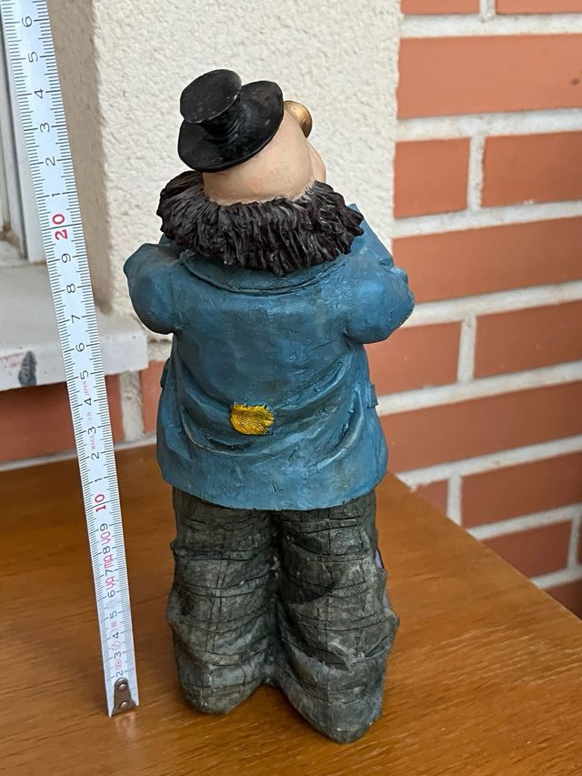 Payaso musico de resina