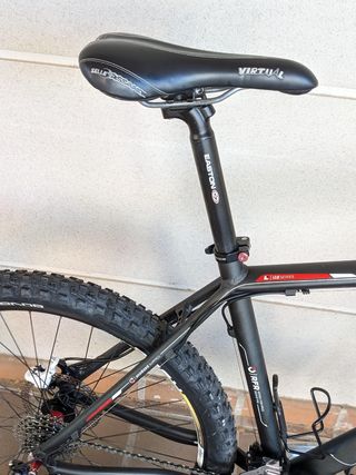Bicicleta de Montaña CUBE