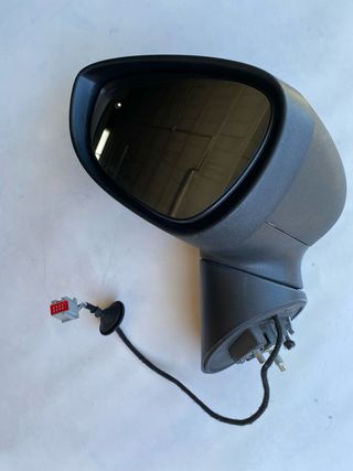 Espejo retrovisor de Ford.