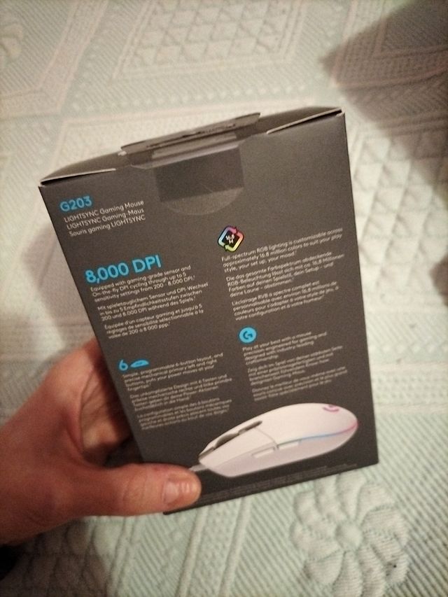 Ratón Logitech g203