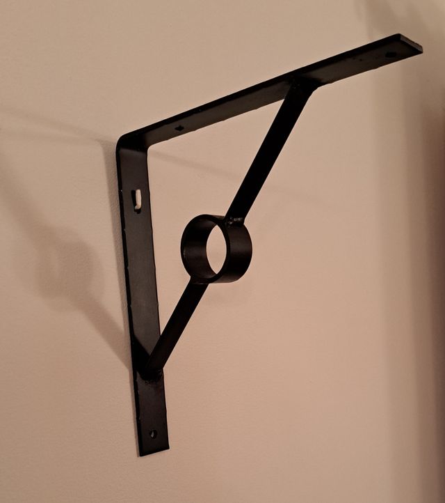 2 Soportes de metal para estantería