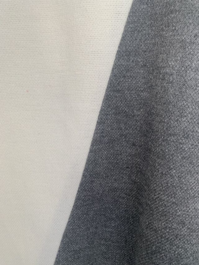 Vestido corto soft de Zara. Talla S