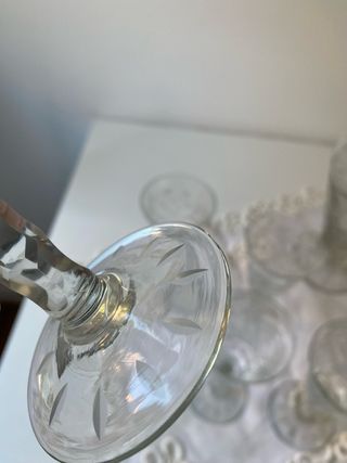 Vecchi liquori e bicchieri