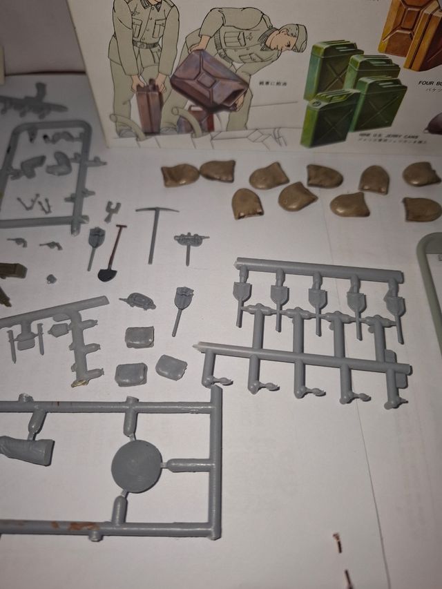 Piezas soldados maqueta 1/35