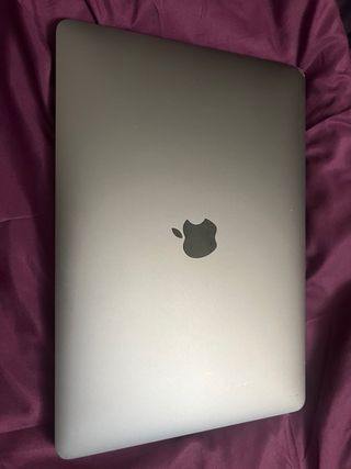 Macbook pro 13" 2017, con posibilidad de windows