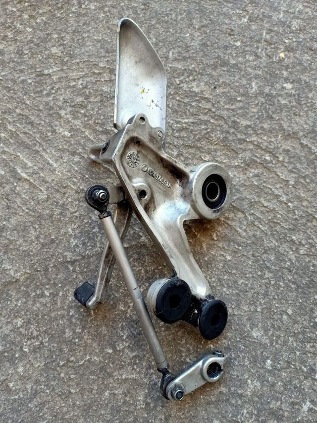 Estriberas ducati monster s2r