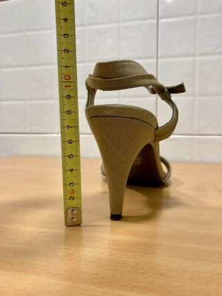 Sandalias doradas Tintoretto