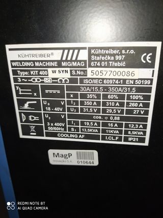 Soldadura de hilo sinérgica refrigerada