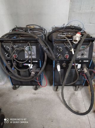 Soldadura de hilo sinérgica refrigerada