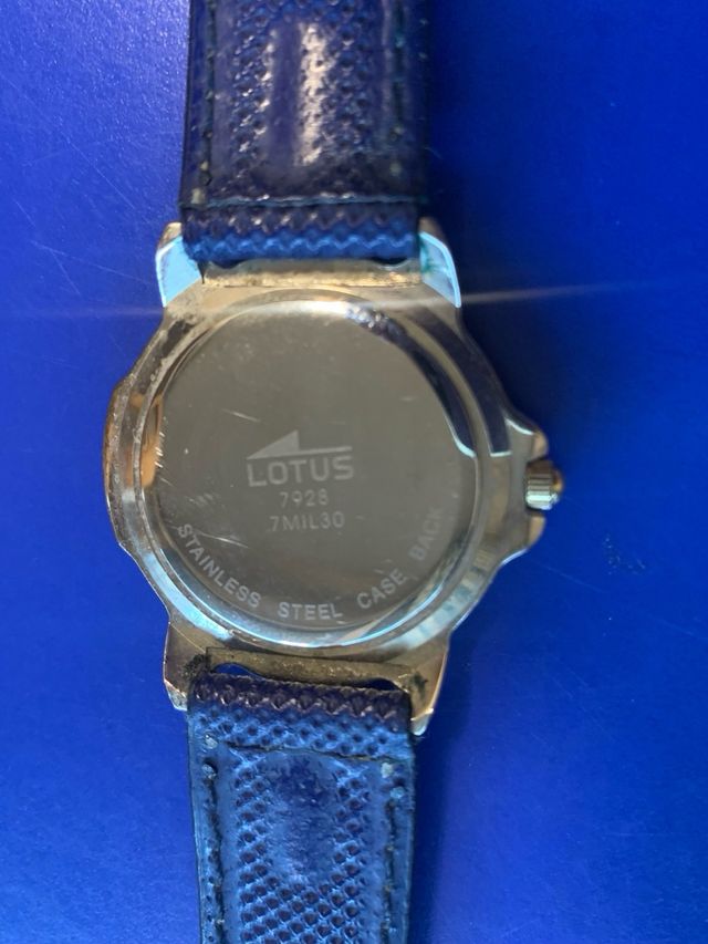Reloj Lotus niño