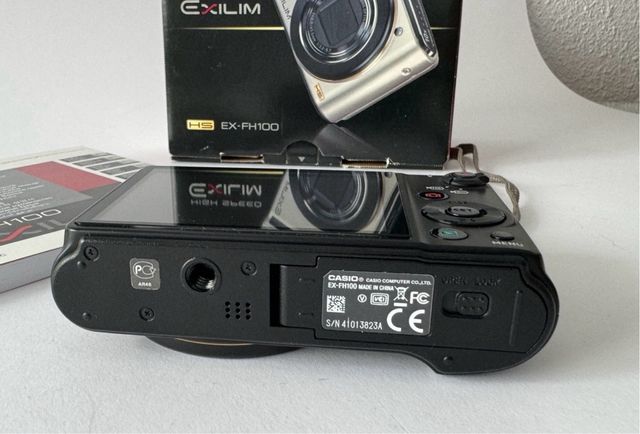 Casio exilim HS ex-FH100