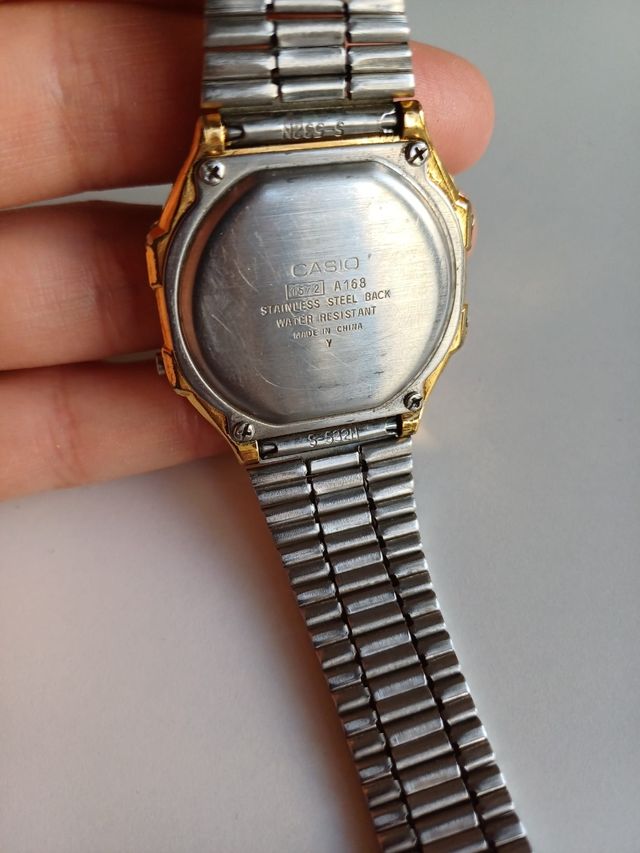 Reloj Casio Dorado
