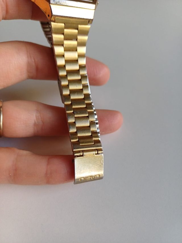 Reloj Casio Dorado