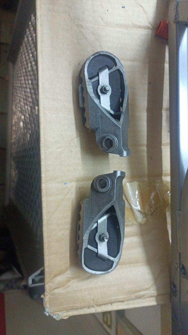 Pedane pilota ktm 990 SMT/SM/SMR