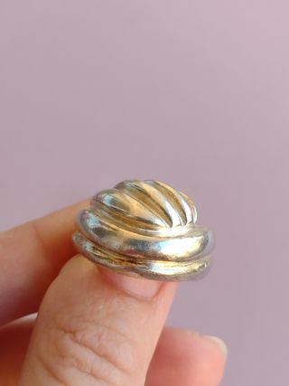 Anillos grandes de plata relieve 