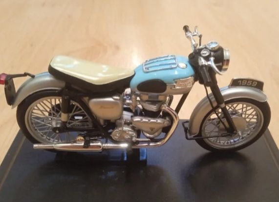 Triumph T120 1959 Norev 181999 1:18 primeraedicion