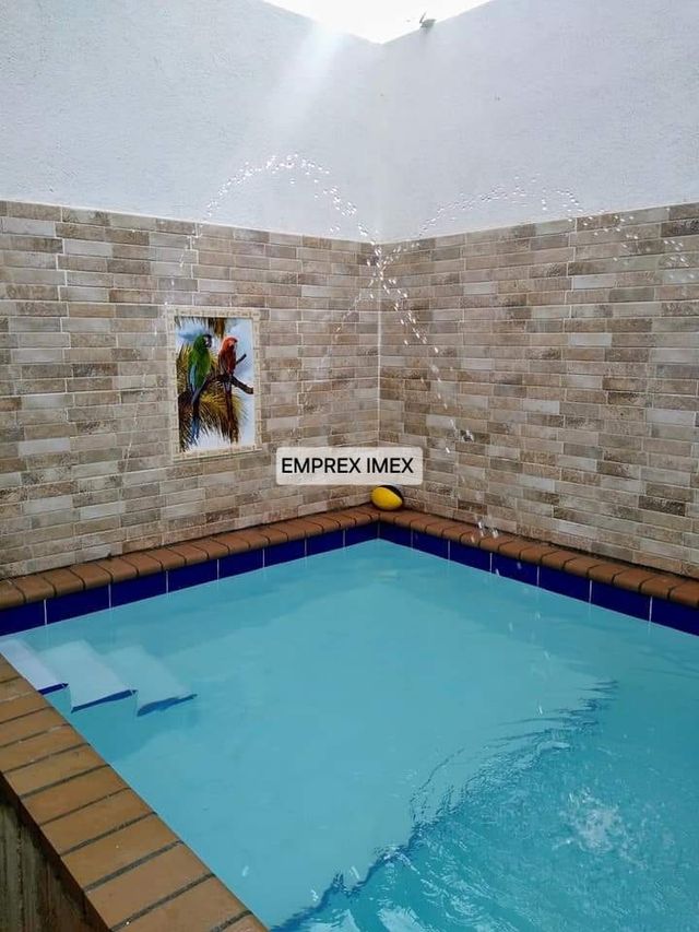 PISCINAS CONSTRUCCIÓN Y REFORMA