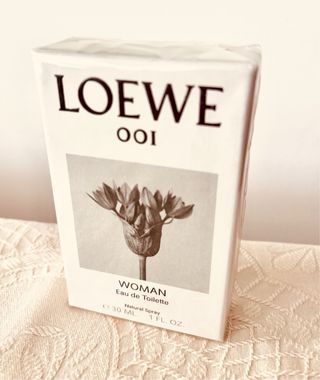 Loewe Woman 001 perfume precintado