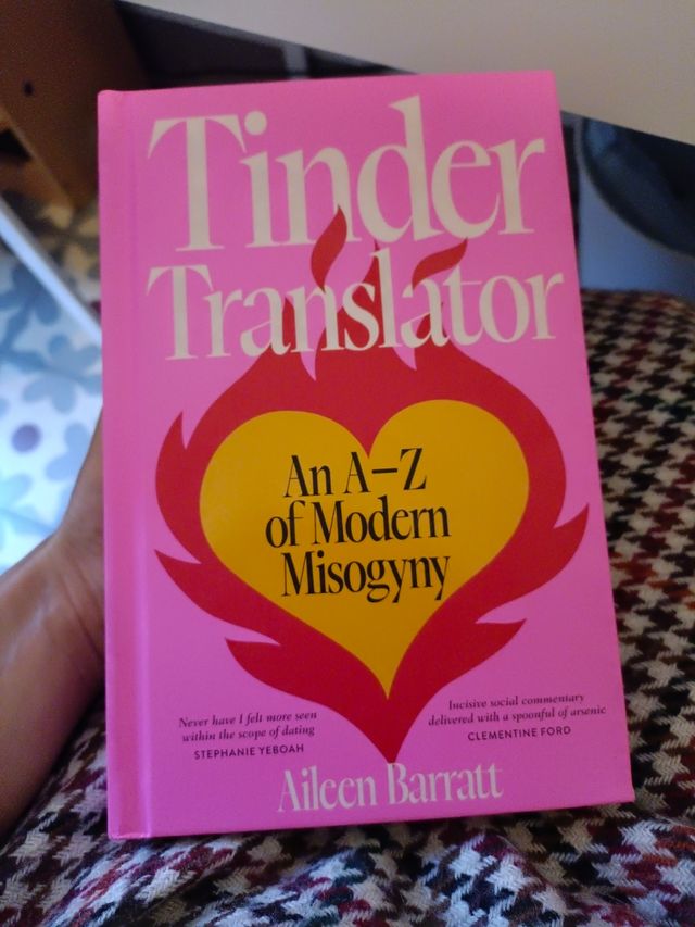 Libro Tinder translater