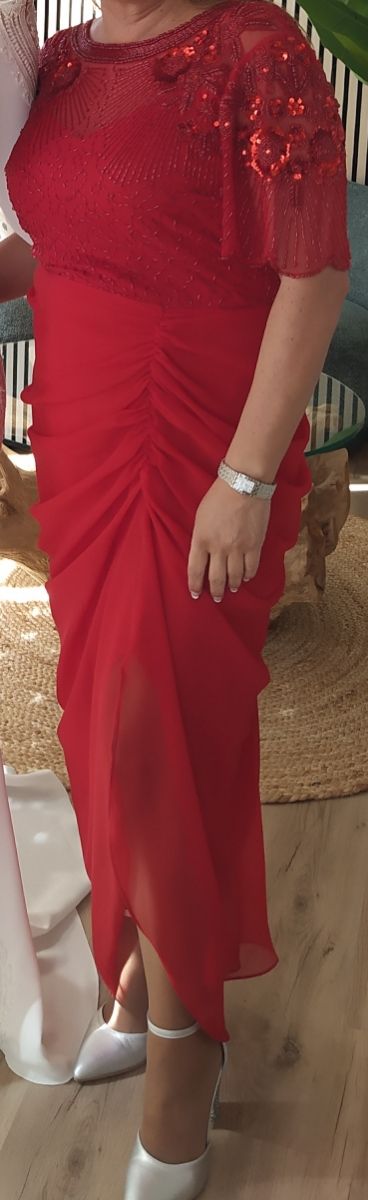 Vestido largo rojo espalda descubierta