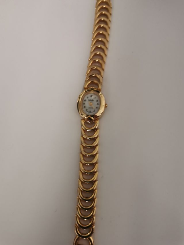 Reloj de pulsera de chica