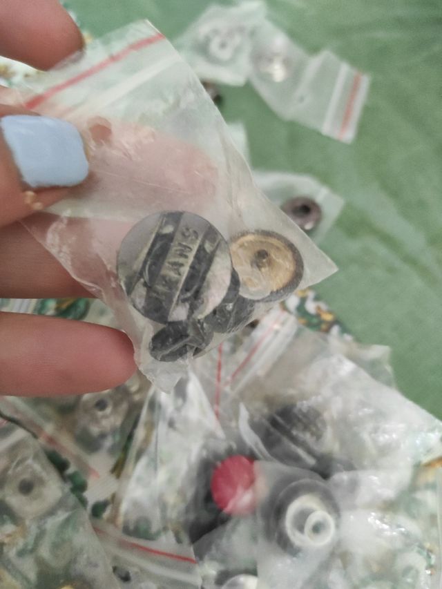 lotto di Bottoni a pressione