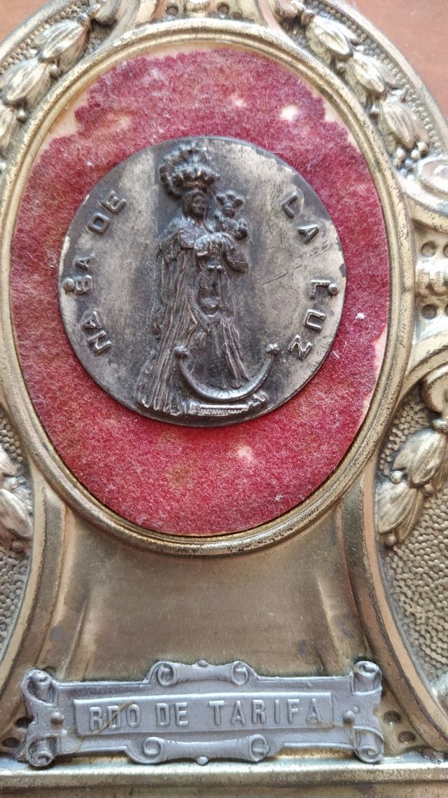 Pequeña Virgen Antigua