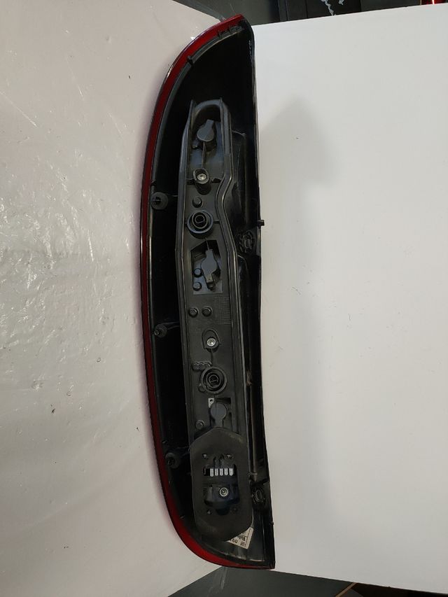 ✅PILOTO TRASERO DERECHO OPEL CORSA