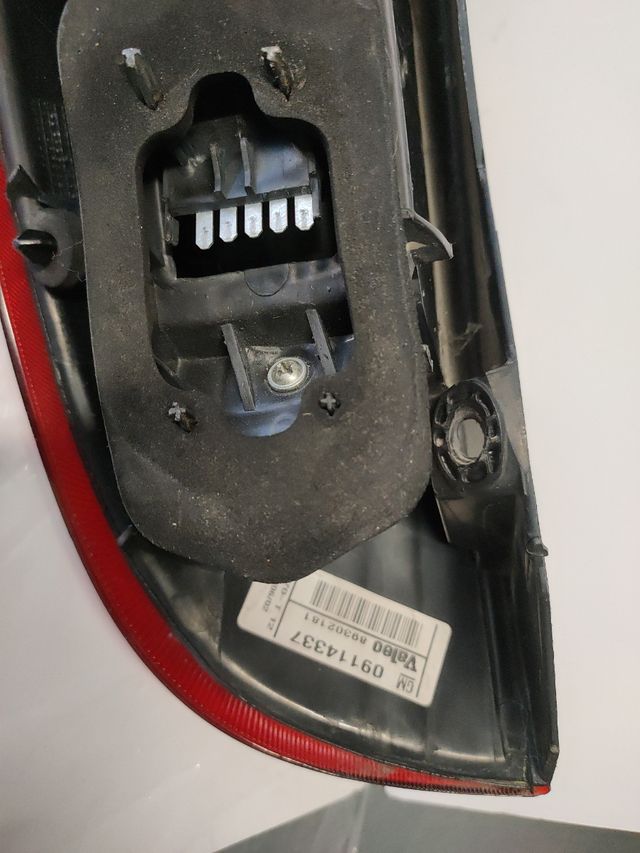 ✅PILOTO TRASERO DERECHO OPEL CORSA