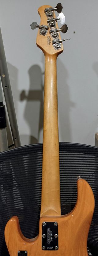 Bajo Music Man Stingray 5