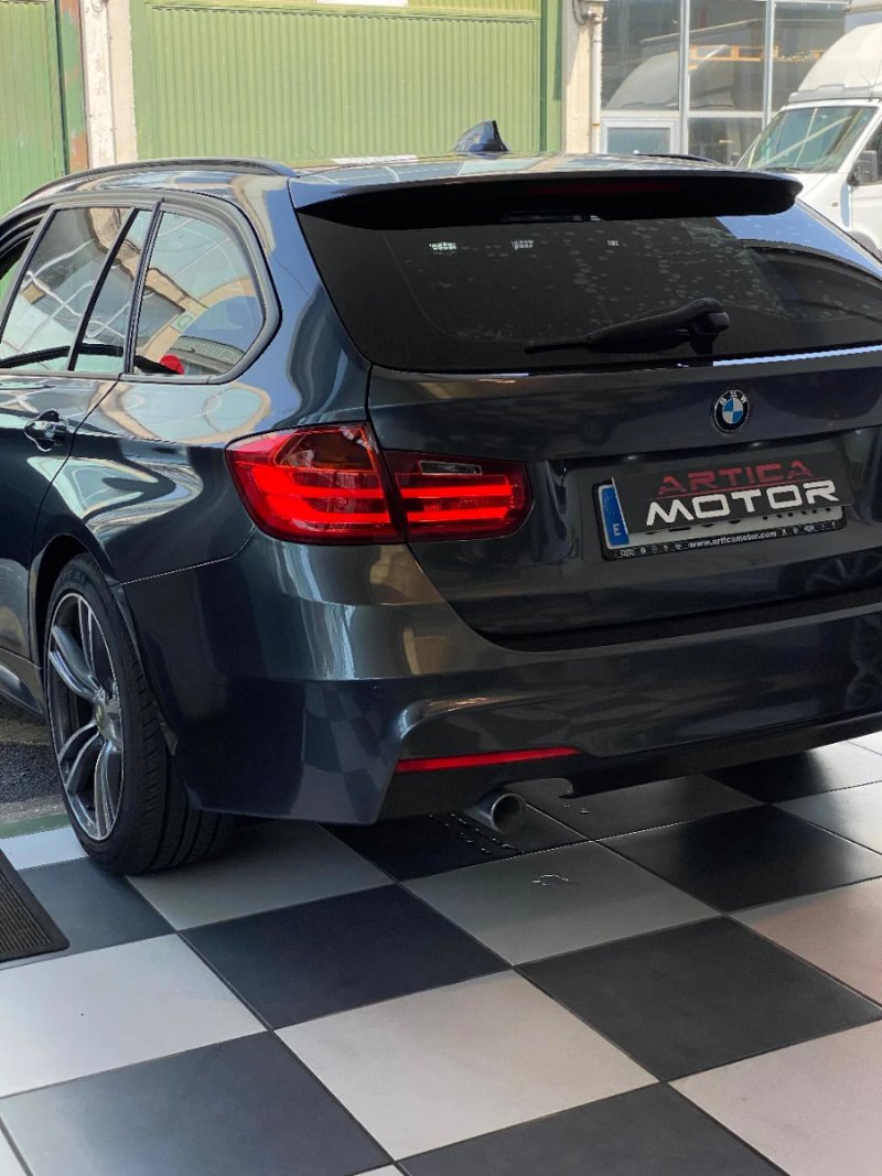 BMW Serie 3 2015, foto 19
