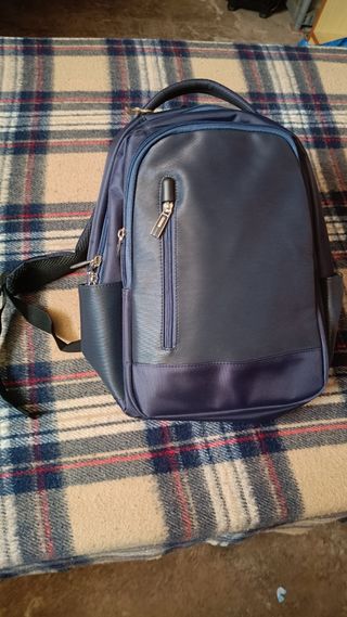 Mochila Pierre  Deone