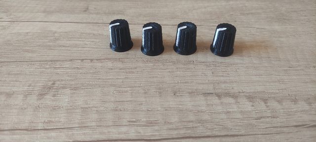 Juego de 4 reguladores mesa Pioneer 7mm