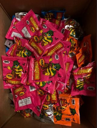 5 X Kombattini Colori Casuali Gig Vintage