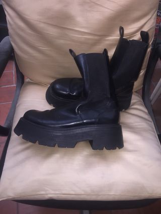 Botas