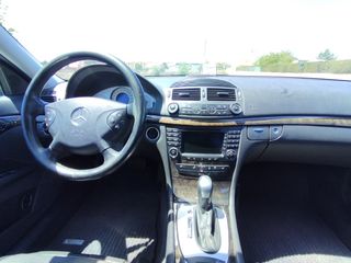 Mercedes-Benz Clase E 2004
