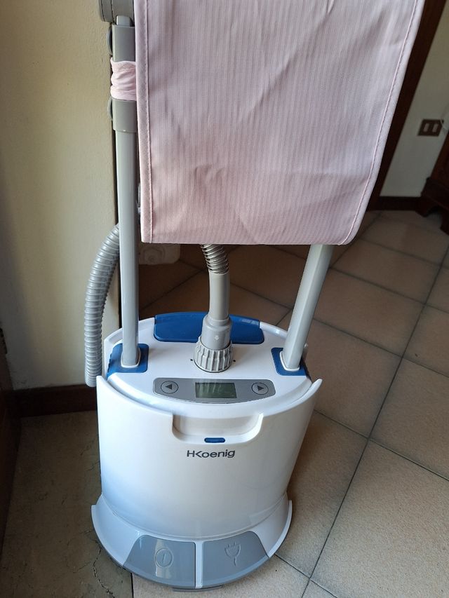 Stiratrice a vapore verticale Hkoenig 