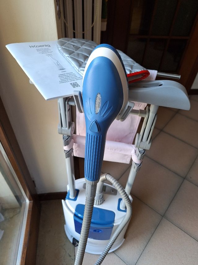 Stiratrice a vapore verticale Hkoenig 
