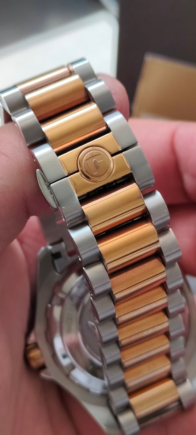 ROAMER ROCKSHELL MARK III Automatic -Swiss Made-